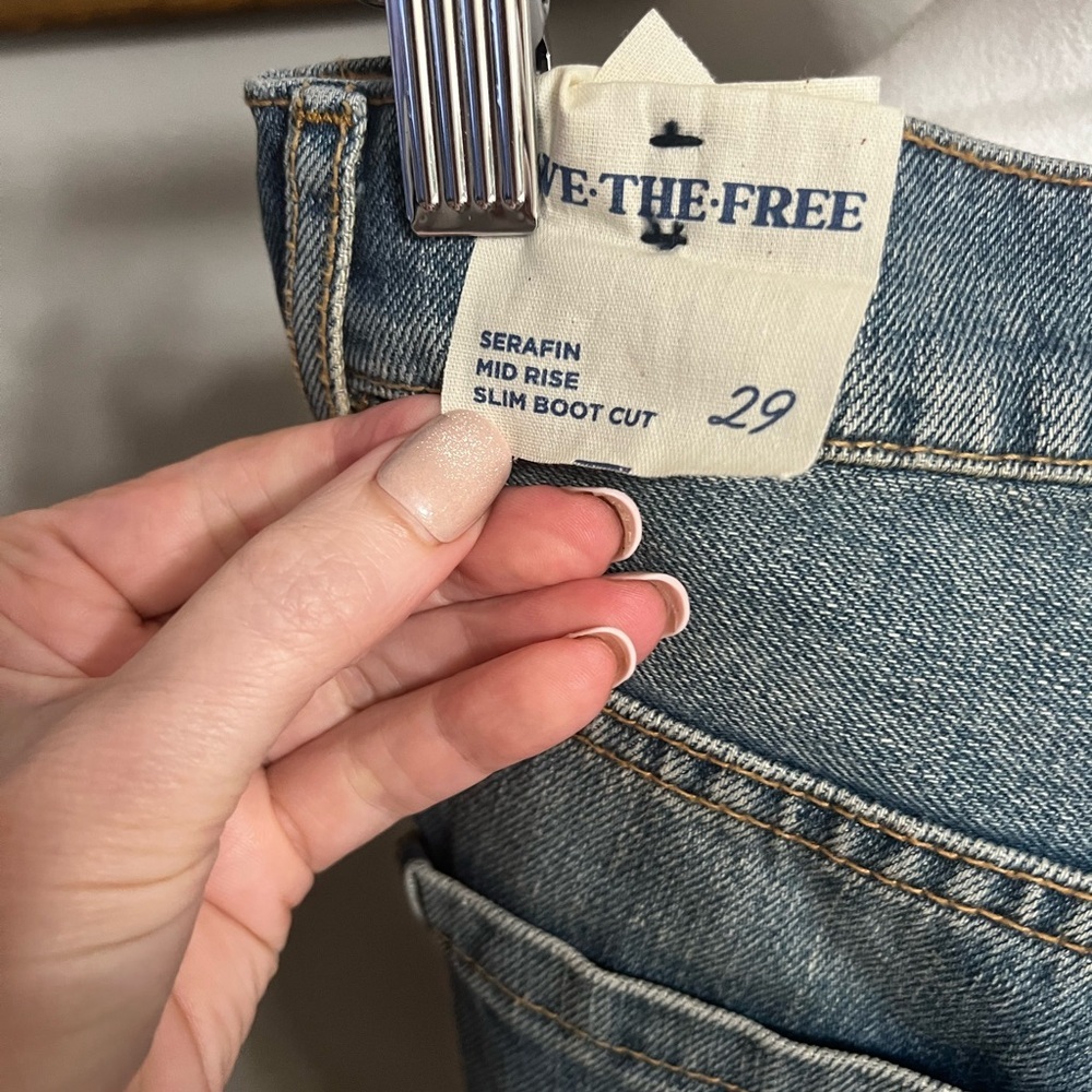 Free People SERAIN MID high RISE SLIM
BOOT CUT NWT 29 Button Fly - Picture 9 of 13